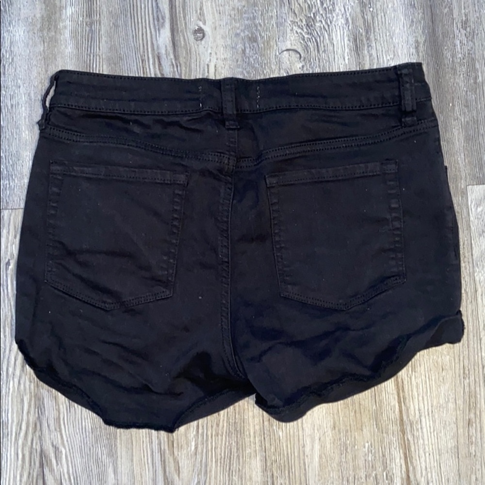Shorts - Picture 2 of 2